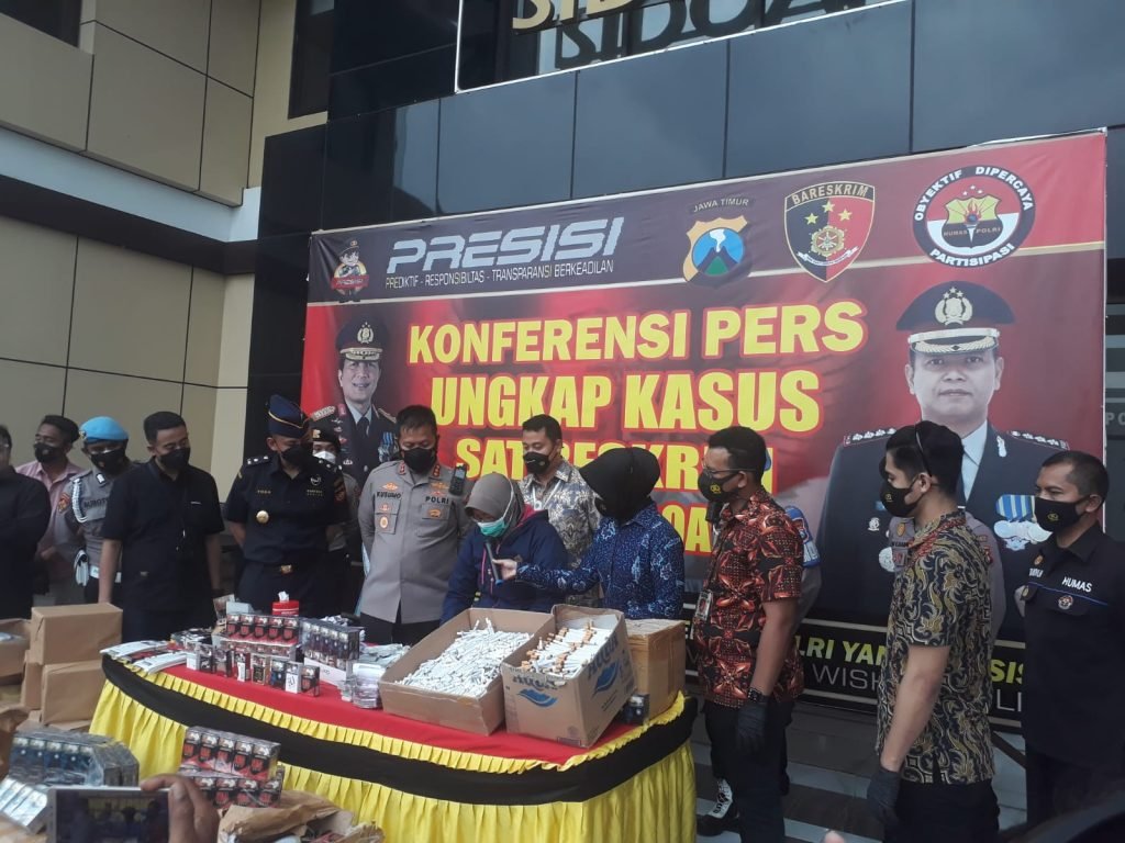 Ribuan Batang Rokok Tanpa Cukai Disita Polresta Sidoarjo