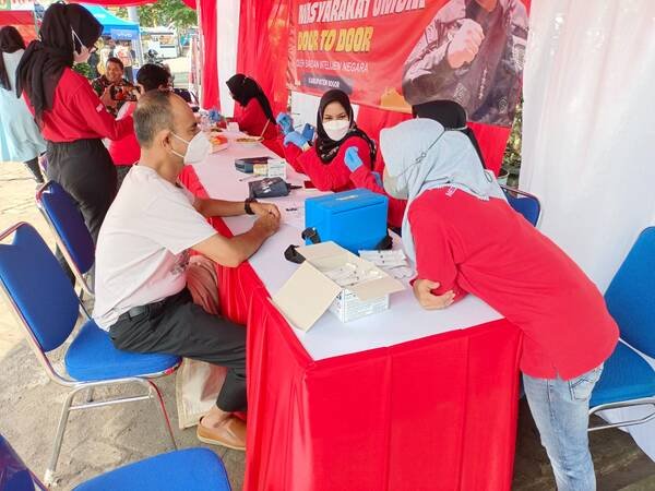 BIN Kembali Helat Vaksinasi Massal, Warga Cisarua Bogor Apresiasi