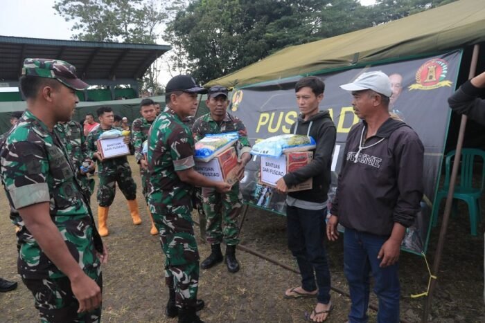 Pusat Zeni Angkatan Darat Peduli