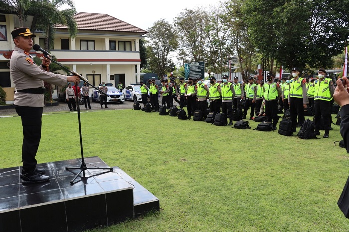 Kapolres Tabanan Pimpin Apel