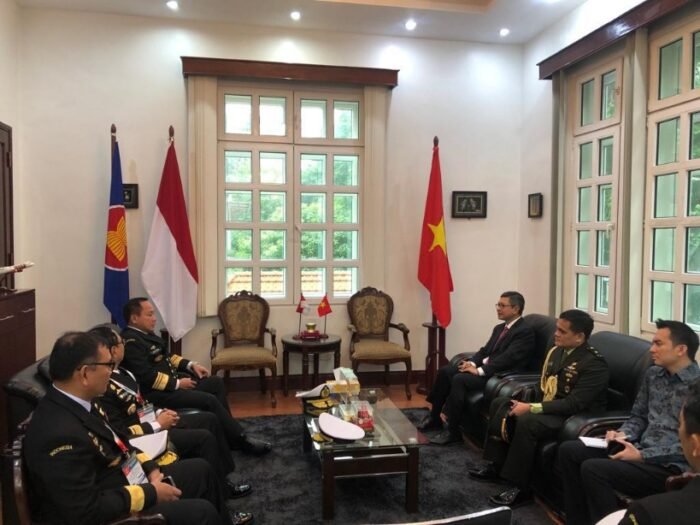 Bakamla RI Courtesy Call ke Dubes RI di Hanoi