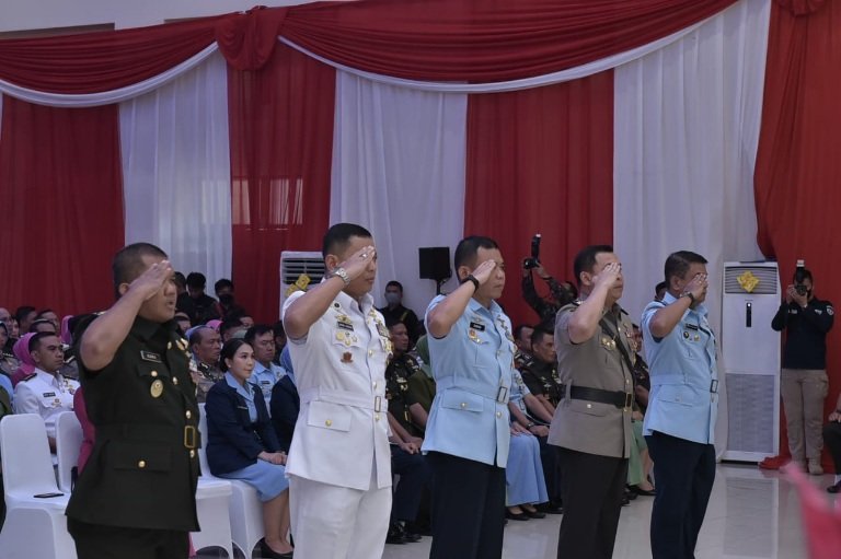 Sesko TNI Dikreg Ke-50 Ditutup, Kolonel Ezra Lulus Terbaik