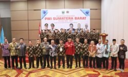 Ketua PWI Sumatera Barat Resmi Dilantik Atal S Depari