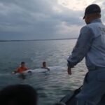 Bakamla Evakuasi Korban kecelakaan perahu di teluk kendari