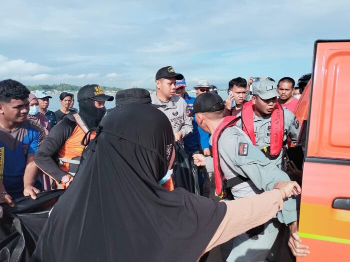 Bakamla RI Evakuasi Korban Bunuh Diri di Jembatan Bahteramas Kendari